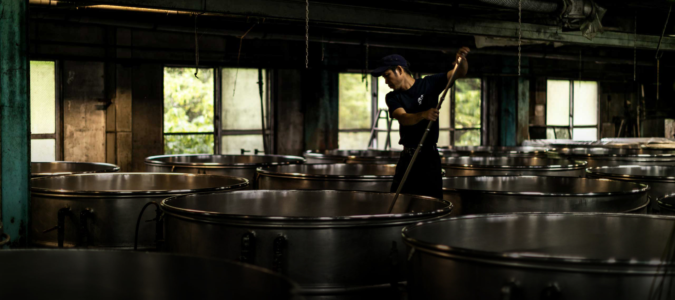 一期一会の泡盛をお届けします - 久米島の久米仙 オンラインショップ